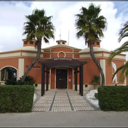 Apartman Gramacho Golf Bungalow Private Garden And Terrace Shared Pool