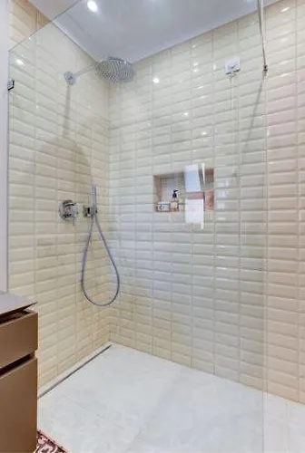 2 Bedroom 2 En Shared Heated Pool On Gramacho Golf *